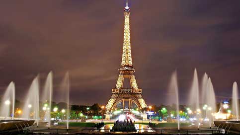 Eiffel-Tower Twilight Fountains Lights Picture