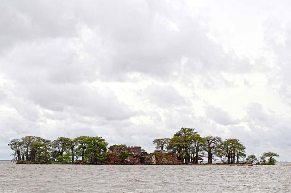 Slavery Tropical Island Kunta-Kinteh-Island