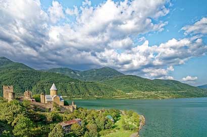 Georgia Zhinvali-Reservoir Fortress Castle-Ananuri Picture