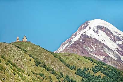 Georgia  Gergetier-Church-Of-The-Holy-Trinity Kazbek Picture