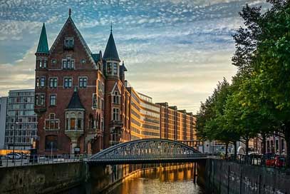 Hamburg Houses Channel Speicherstadt Picture