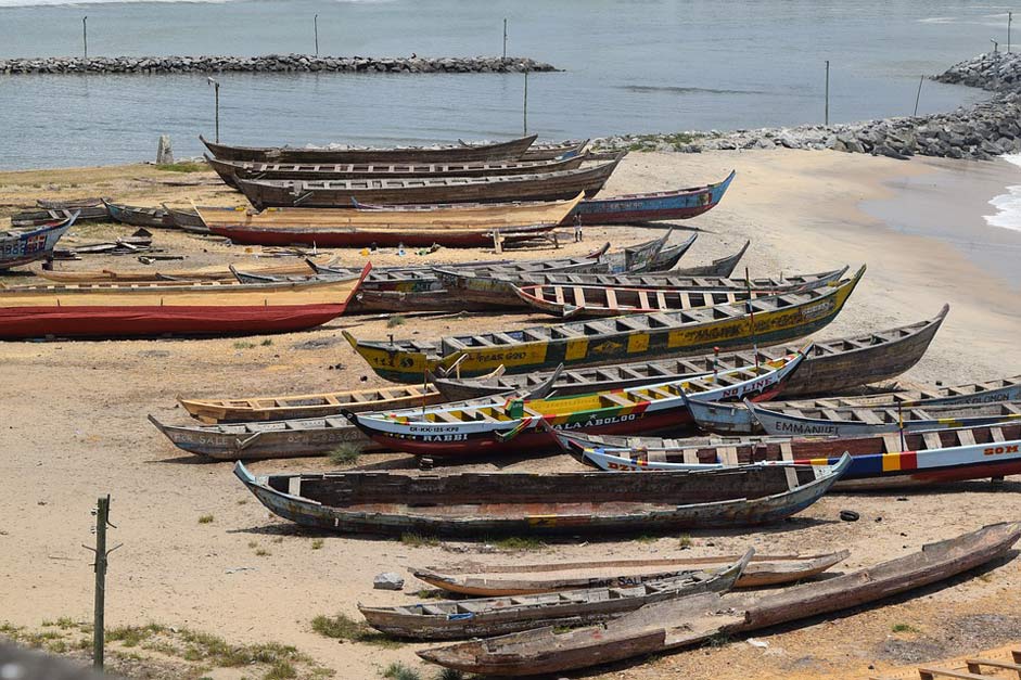 Canoe Coast Ghana Fishing-Boats
