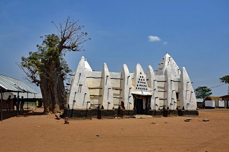 Adobe Mosque Ghana Lara-Banga