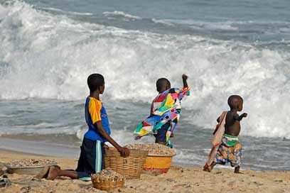 Ghana Sea Surf Children Picture