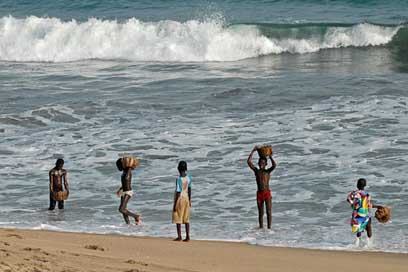 Ghana Sea Surf Children Picture