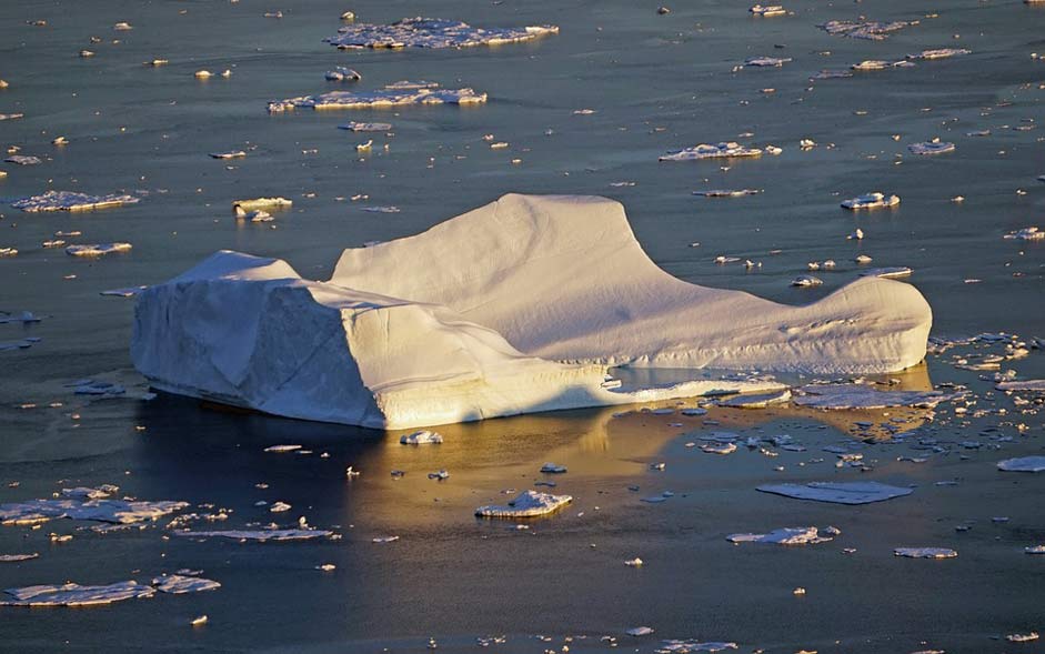 Water Mer-De-Glace Iceberg Greenland