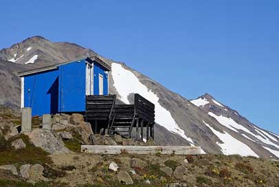 Hut Kulusuk Greenland Mountains Picture
