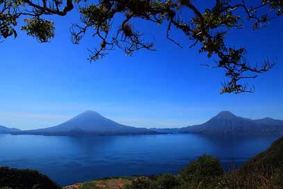 Guatemala  Central-America Lake Picture