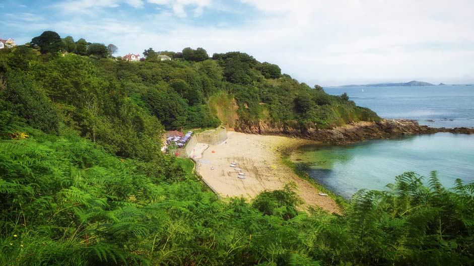 Shoreline Coastline Guernsey Fermain-Bay