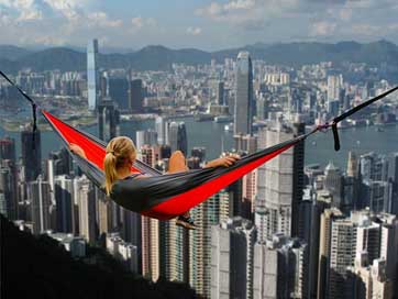 Hong-Kong Relaxation Girl Hammock Picture