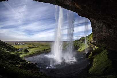 Seljalandsfoss  Iceland Waterfall Picture