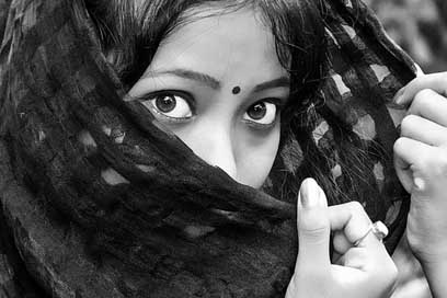 Black India Girl Eyes Picture