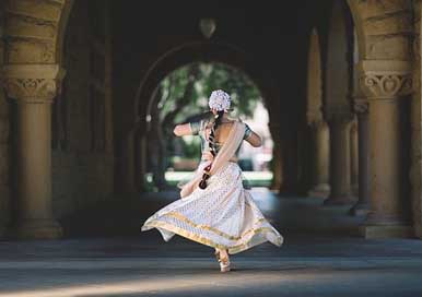 Hindu Dance Woman India Picture