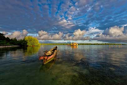 Lagoon The-Water-Shed Morning Boat Picture