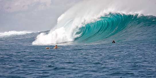 Big-Waves Indian-Ocean Power Surfers Picture