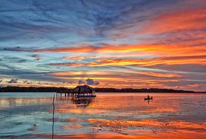 Lagoon The-Water-Shed Sunset Boat Picture