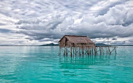 The-Shallow-Sea Cloud Turquoise The-Water-Shed Picture