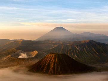 Volcano Mount-Seremu Indonesia Java Picture
