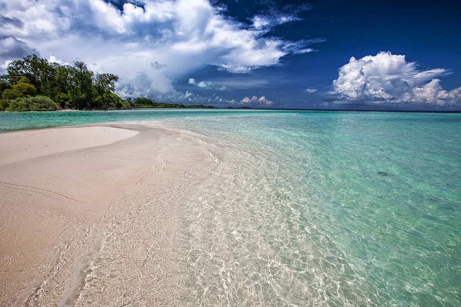 Turquoise The-Shallow-Sea Ripples White-Sand-Beach