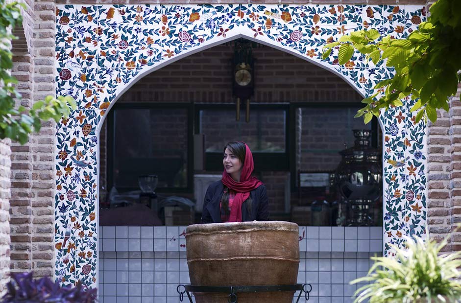  Iran Tehran Negarestan-Garden
