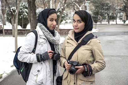 Mashhad Winter Mellat-Park Girls Picture