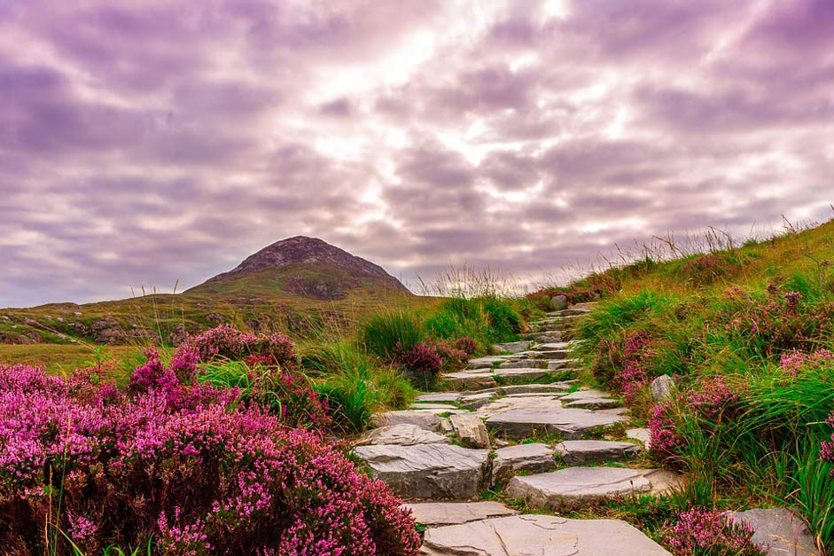 Away Hiking National-Park Ireland