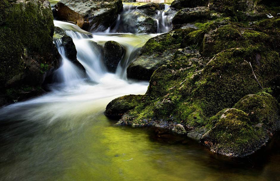 Galeway Ireland Bach Waterfall