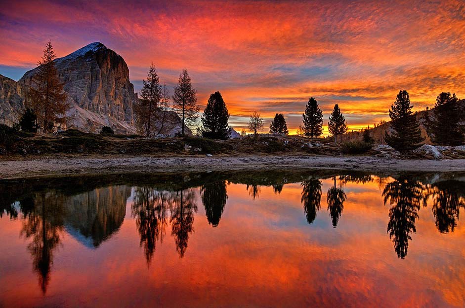 Italy Alpine Dolomites Lago-Di-Limides