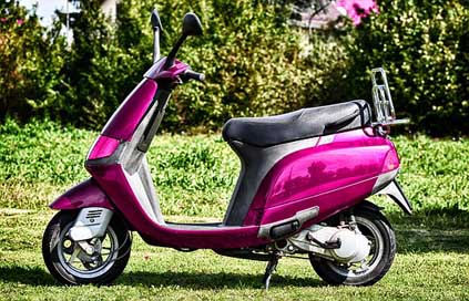 Piaggio Sfera Vespa Roller Picture