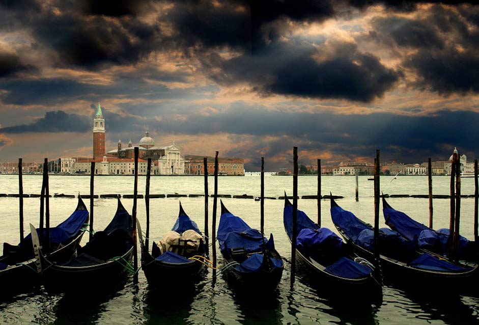 Venezia Italy Gondolas Venice