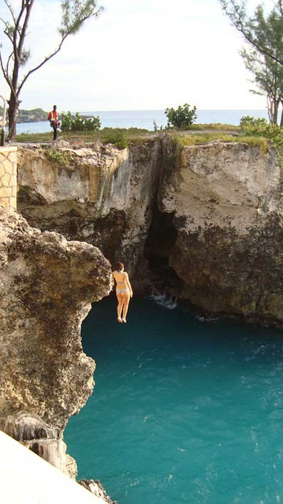 Rugged-Cliff Cliff-Diver Cliff Jamaica