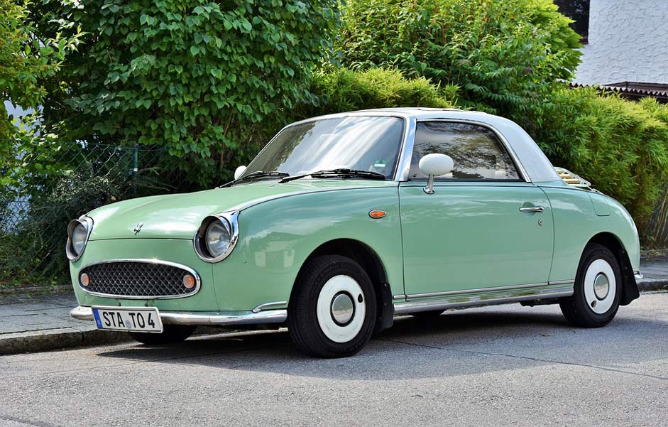 Oldtimer Auto Figaro Nissan