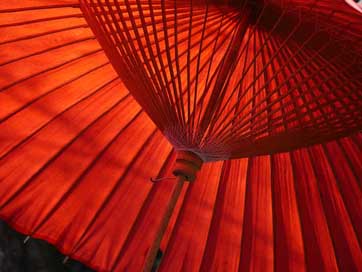 Japan Traditional Red Umbrella Picture