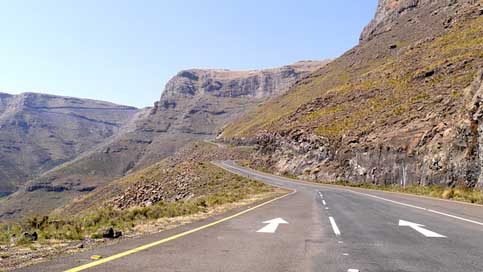 Lesotho Mountain-Road Pass Mountain-Landscape Picture