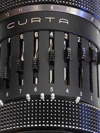 Curta Liechtenstein Calculator Mechanical Picture