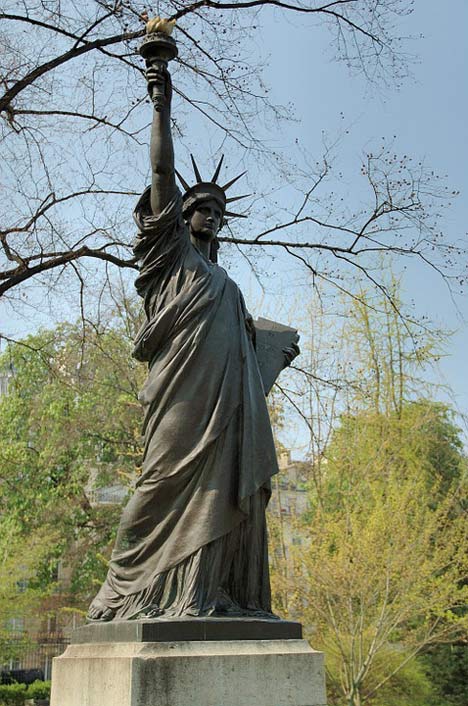Original Paris Luxembourg-Gardens Statue-Of-Liberty