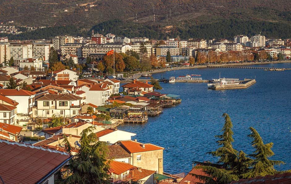 Lake Harbor City Ohrid-Town