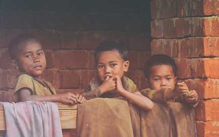 Poverty Three-Kids Madagascar Children Picture