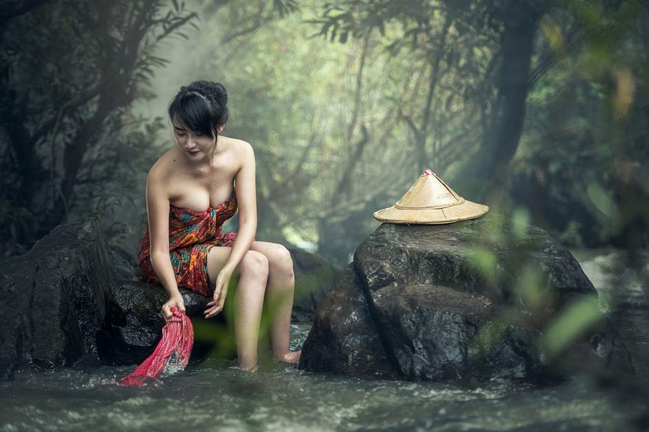 Washing-Clothes Bath Woman Asia