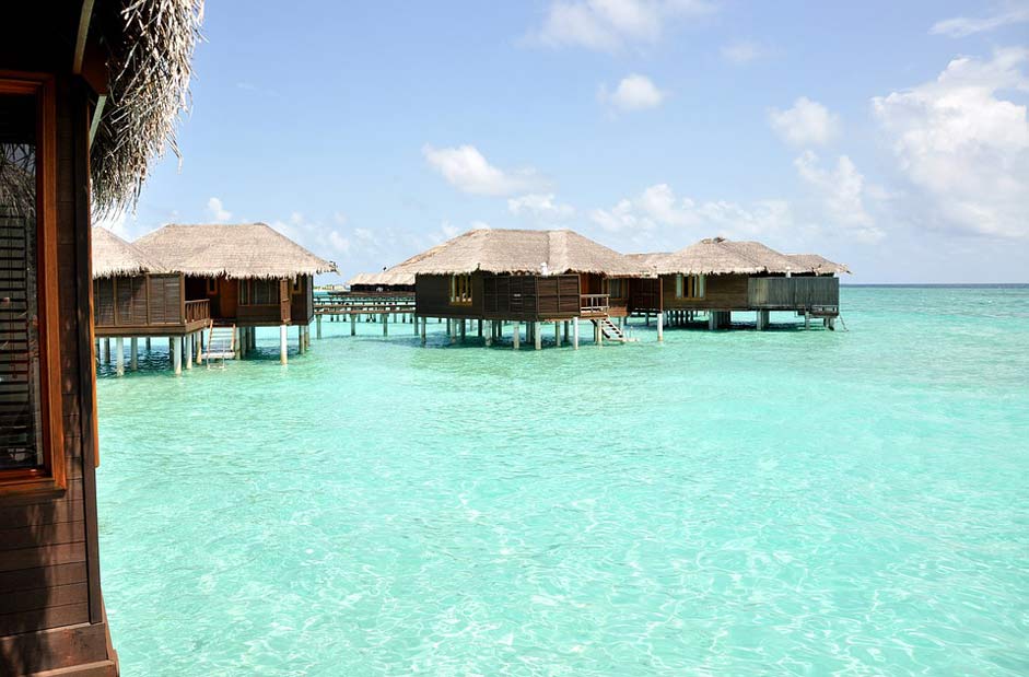  Water-House Full-Moon-Island Maldives