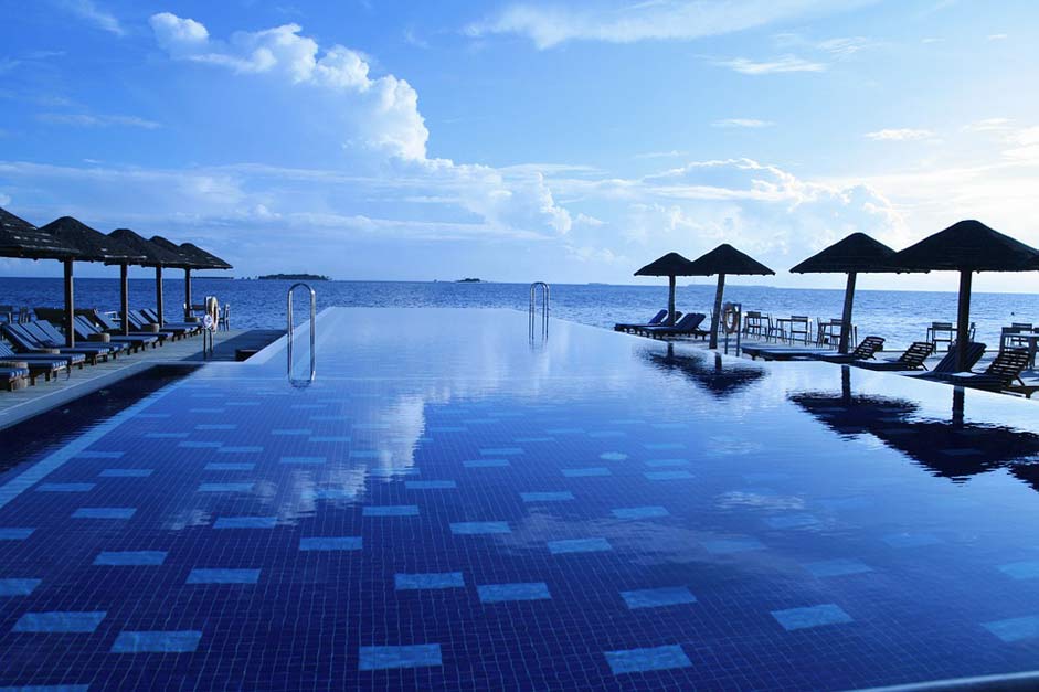 Vacations Sea Pool Maldives