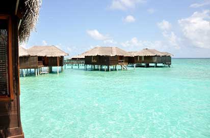 Maldives  Water-House Full-Moon-Island Picture