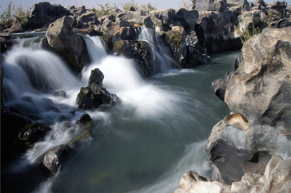 Roche Cascade Nature Body-Of-Water