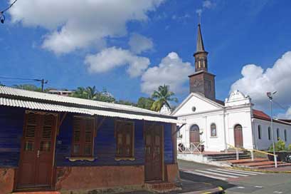 Martinique Diamond Box Church Picture