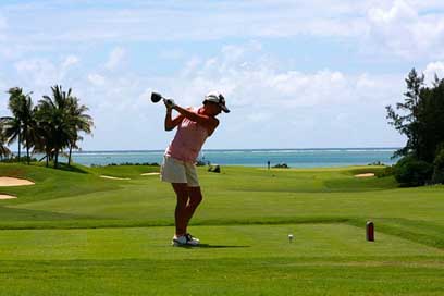 Golf Golf-Clubs Tee Woman Picture