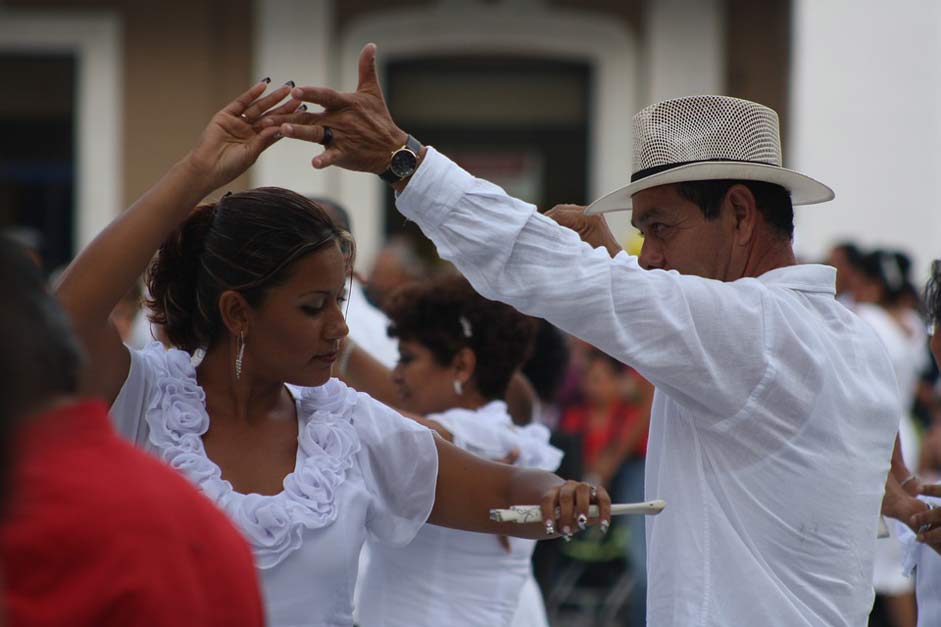Couple Mexican Dance Danzon