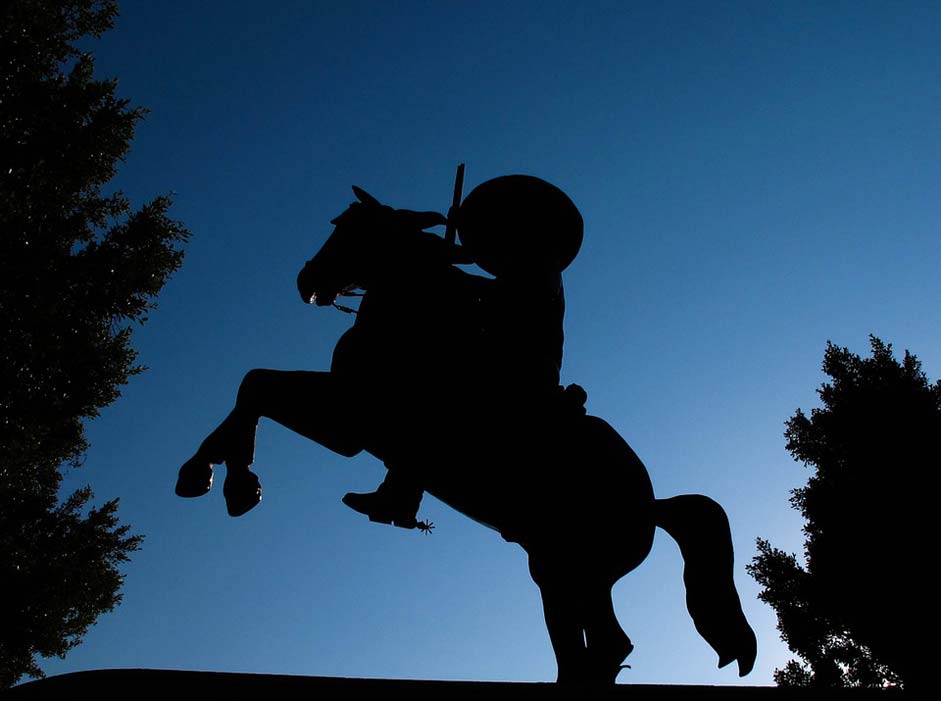 Night Statue Monument Mexico