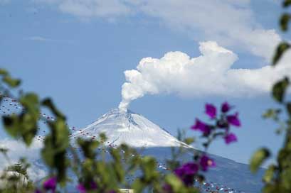 Popocatepetl Mexican Volcano Mexico Picture