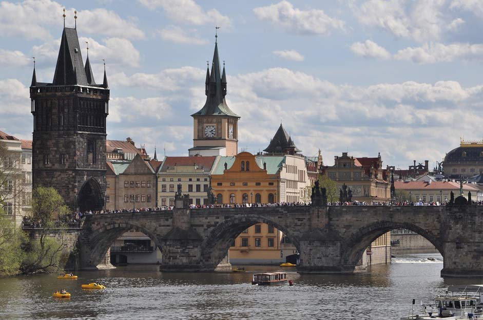 Architecture Moldova Charles-Bridge Prague