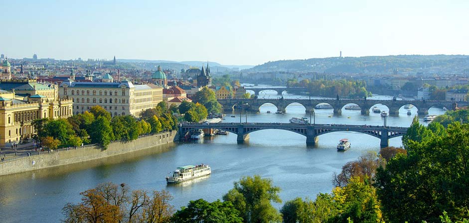 Manes-Bridge Bridges Moldova Prague